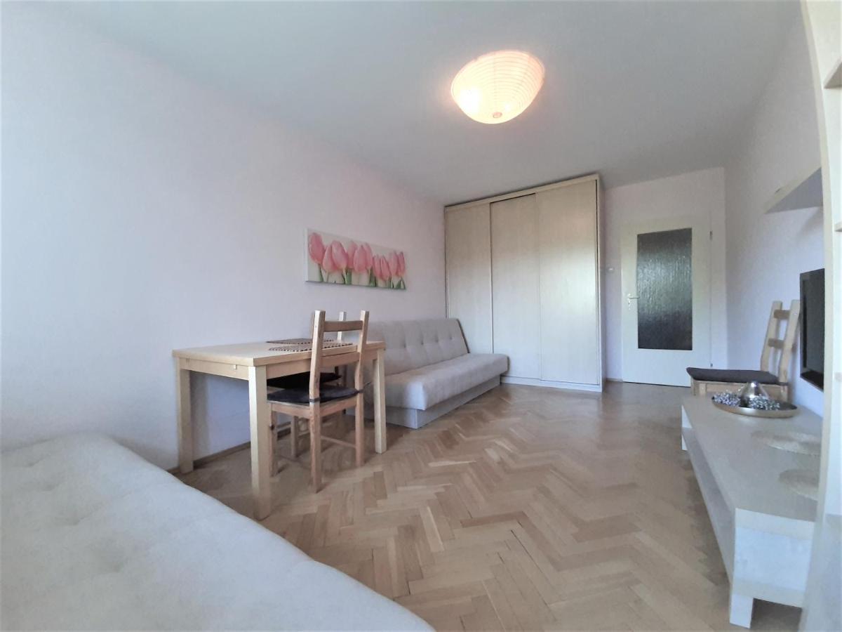 Your Best Apartment Kolobrzeska Gdansk Exterior photo